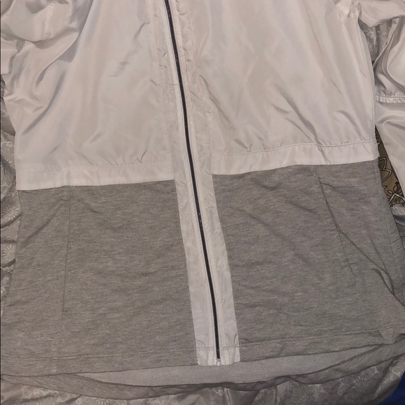 Windbreaker - Picture 2 of 3